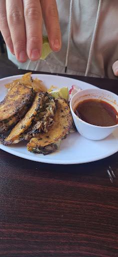 Quesabirrias La Perla Tapatia